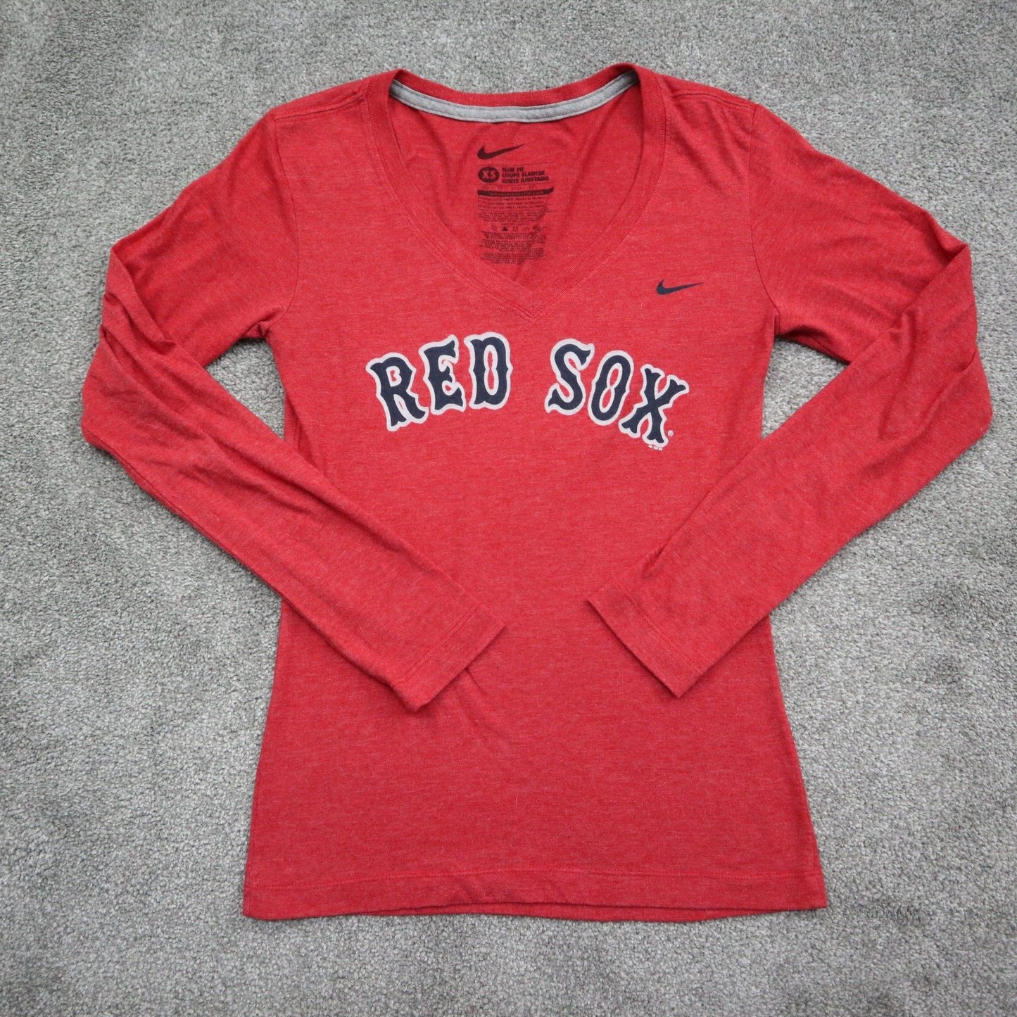 Nike Womens Pollover T-Shirt Slim Fit Long Sleeves Graphic Tee Red Size XS