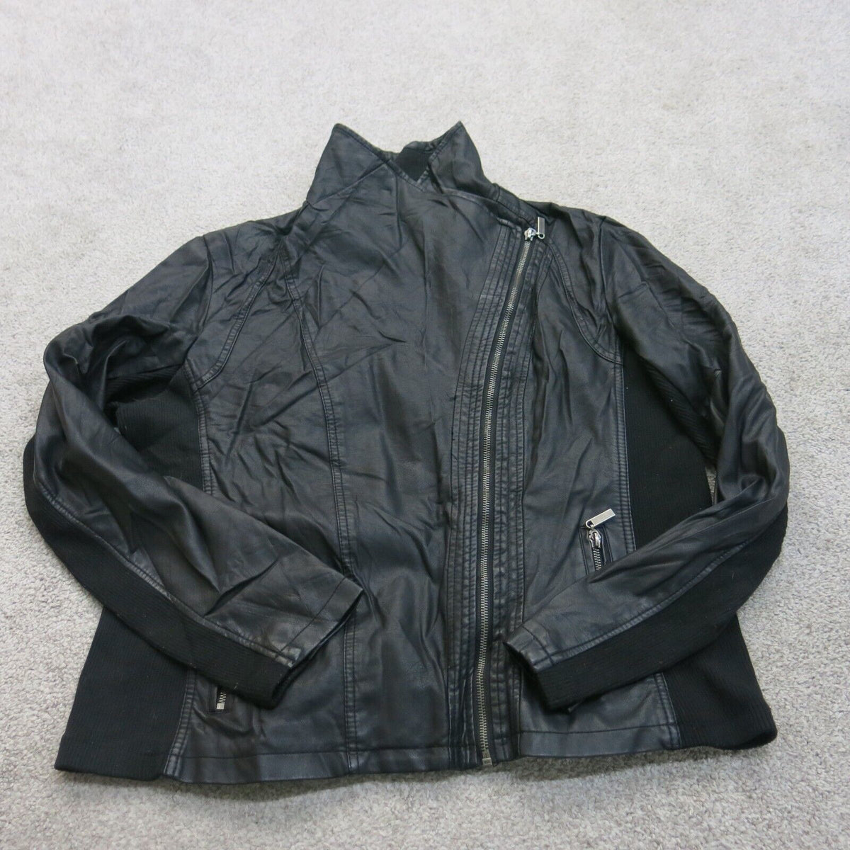 Mossimo black 2024 leather jacket