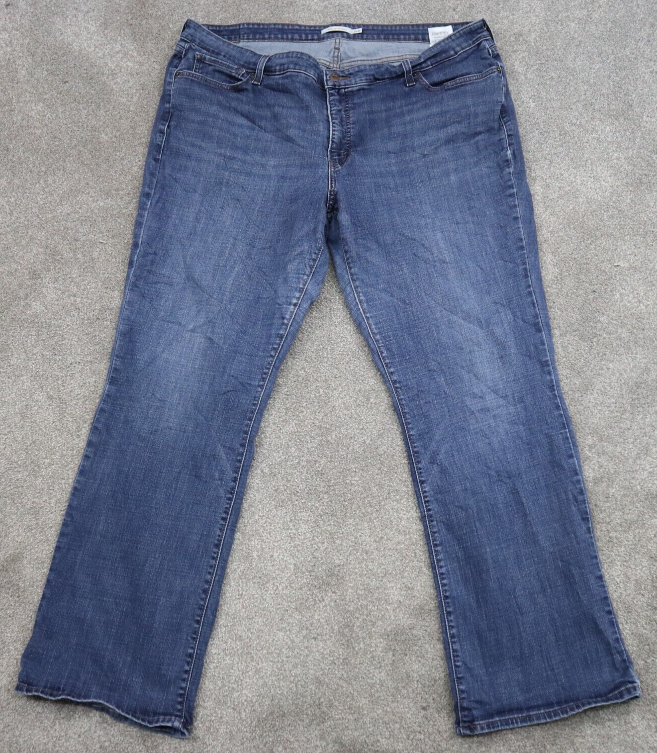 Levi's 415 classic bootcut 2025 jeans
