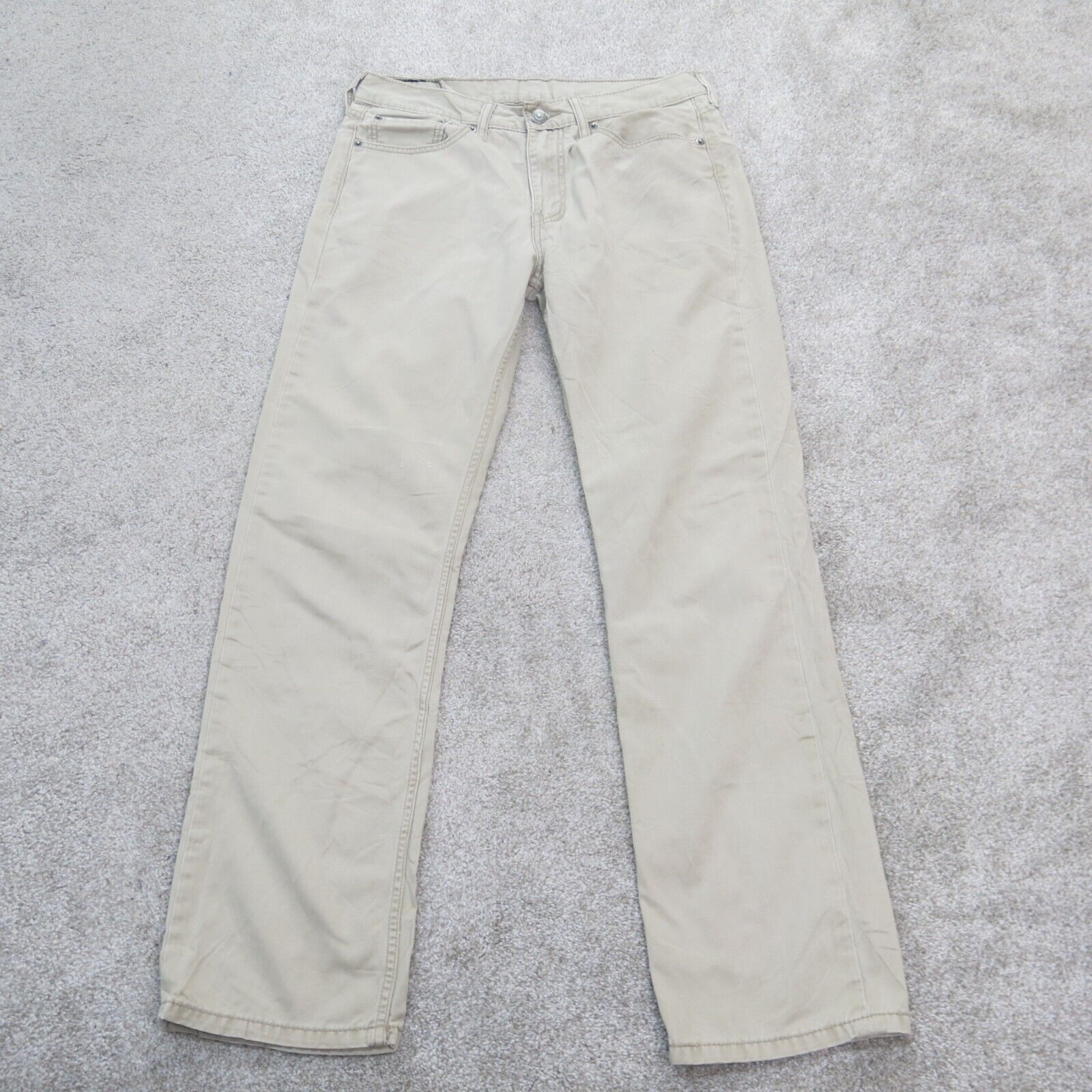 White 2025 levis 514