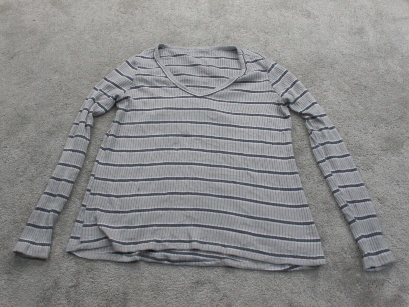 American eagle clearance black sweater