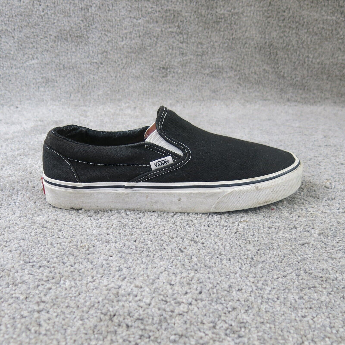 VANS OFF THE WALL スタジャン 黒 VANS OFF THE WALL スタジャン 黒 ジャケット・アウター