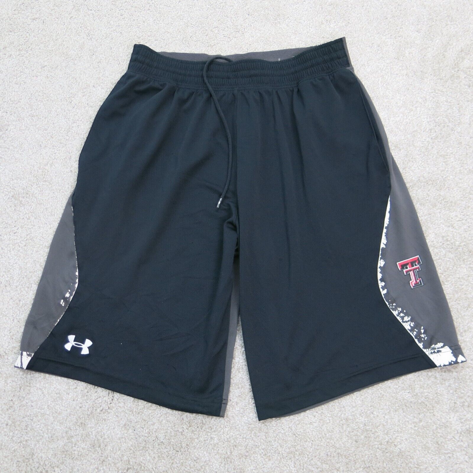 Under armour clearance shorts near me