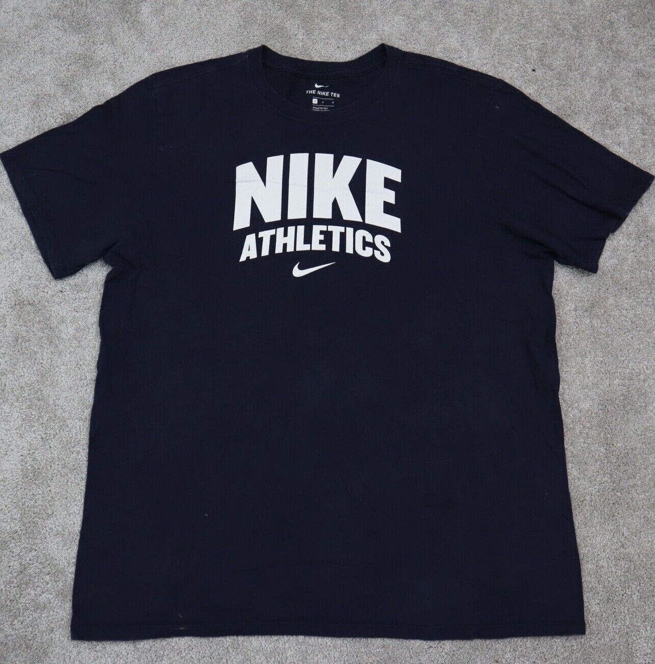 Nike Athletics T-Shirt Men's Black Large L Short Sleeves Graphics Spor