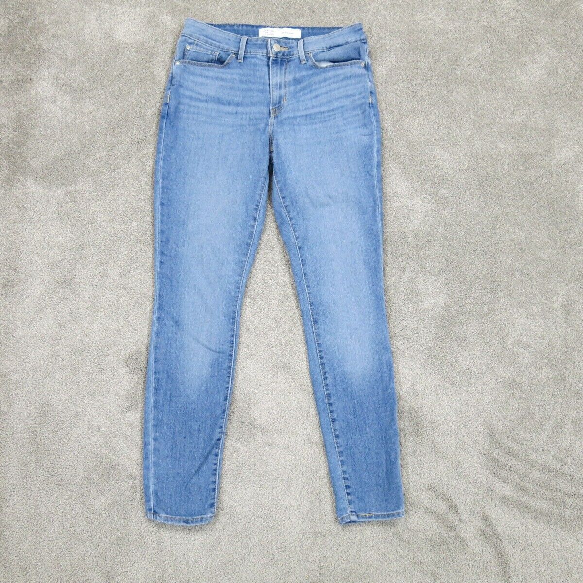 Womens levis hotsell signature jeans