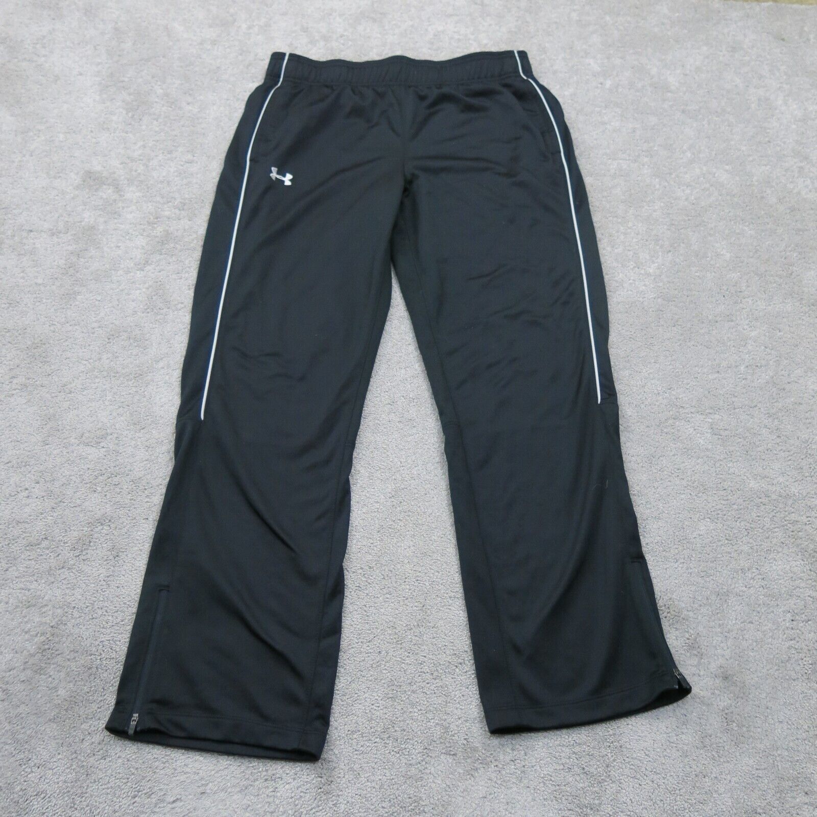 Under Armour, Pants & Jumpsuits, Womens Under Armour Mid Calf Loose Fit Pant  Medium
