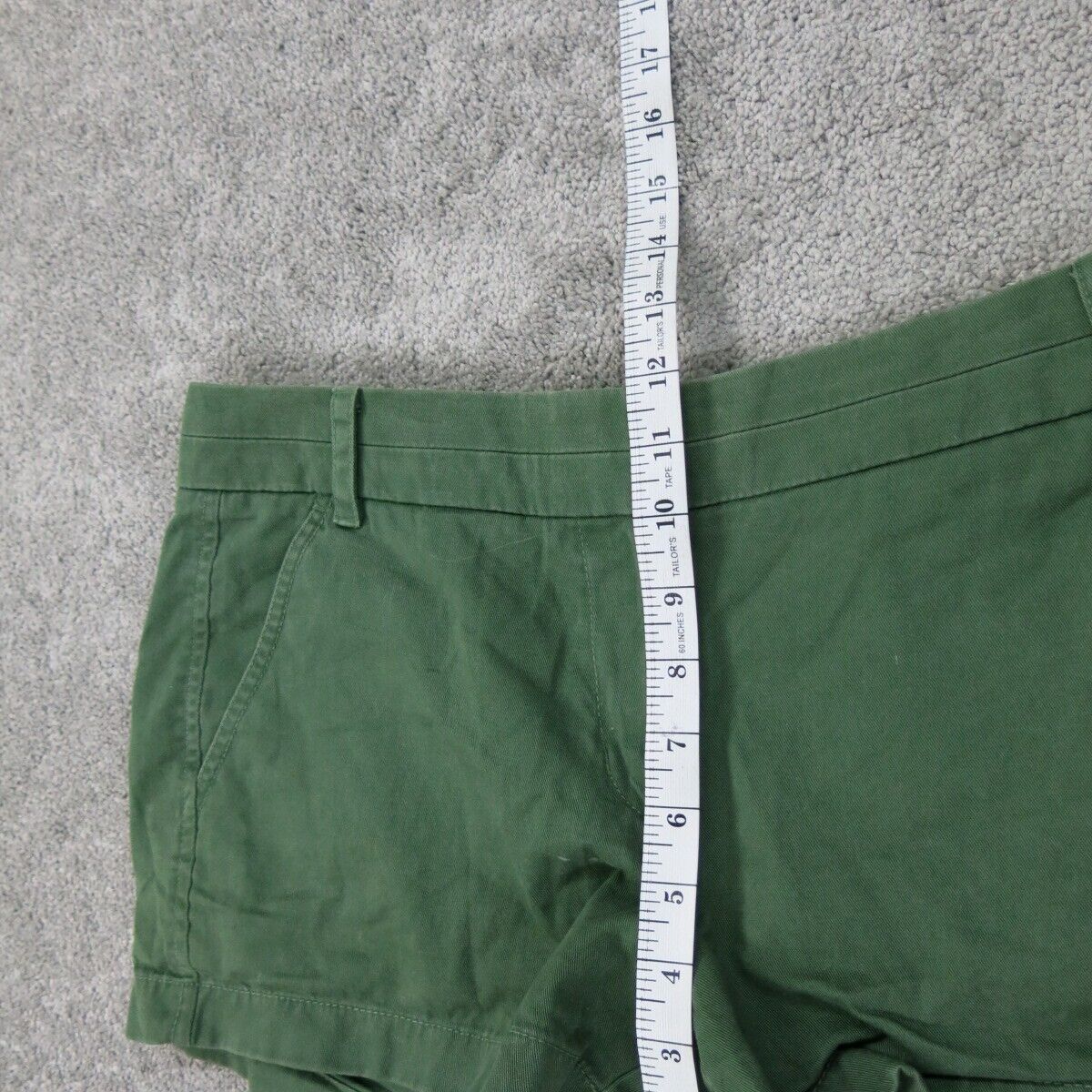 J Crew Womens Slim Fit Super Stretch Chino Shorts Mid Rise Green Size 8