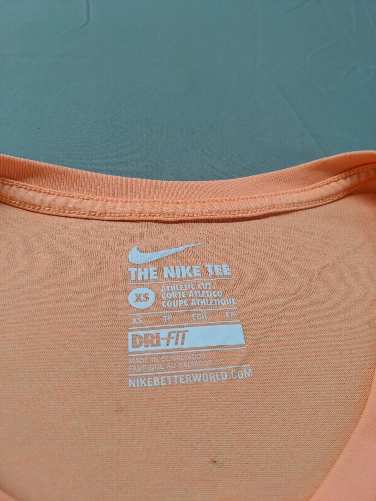 The nike tee athletic deals cut dri fit womens