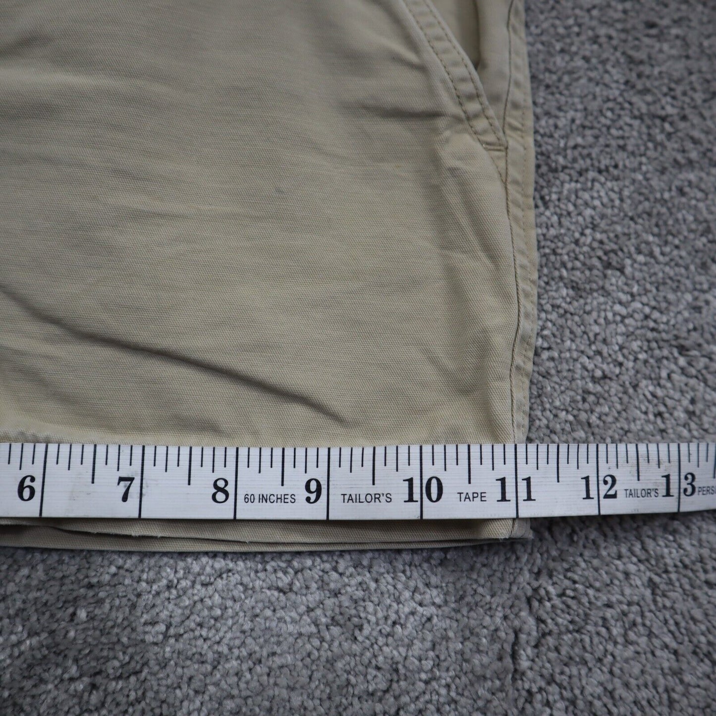 GAP Womens Chino Shorts 100% Cotton Mid Rise Stretch Pockets Khaki Size 2R
