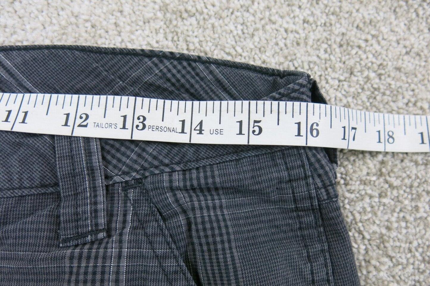 Wrangler Shorts Mens 32 Black Plaid Cargo Pockets 100% Cotton Casual Outdoors