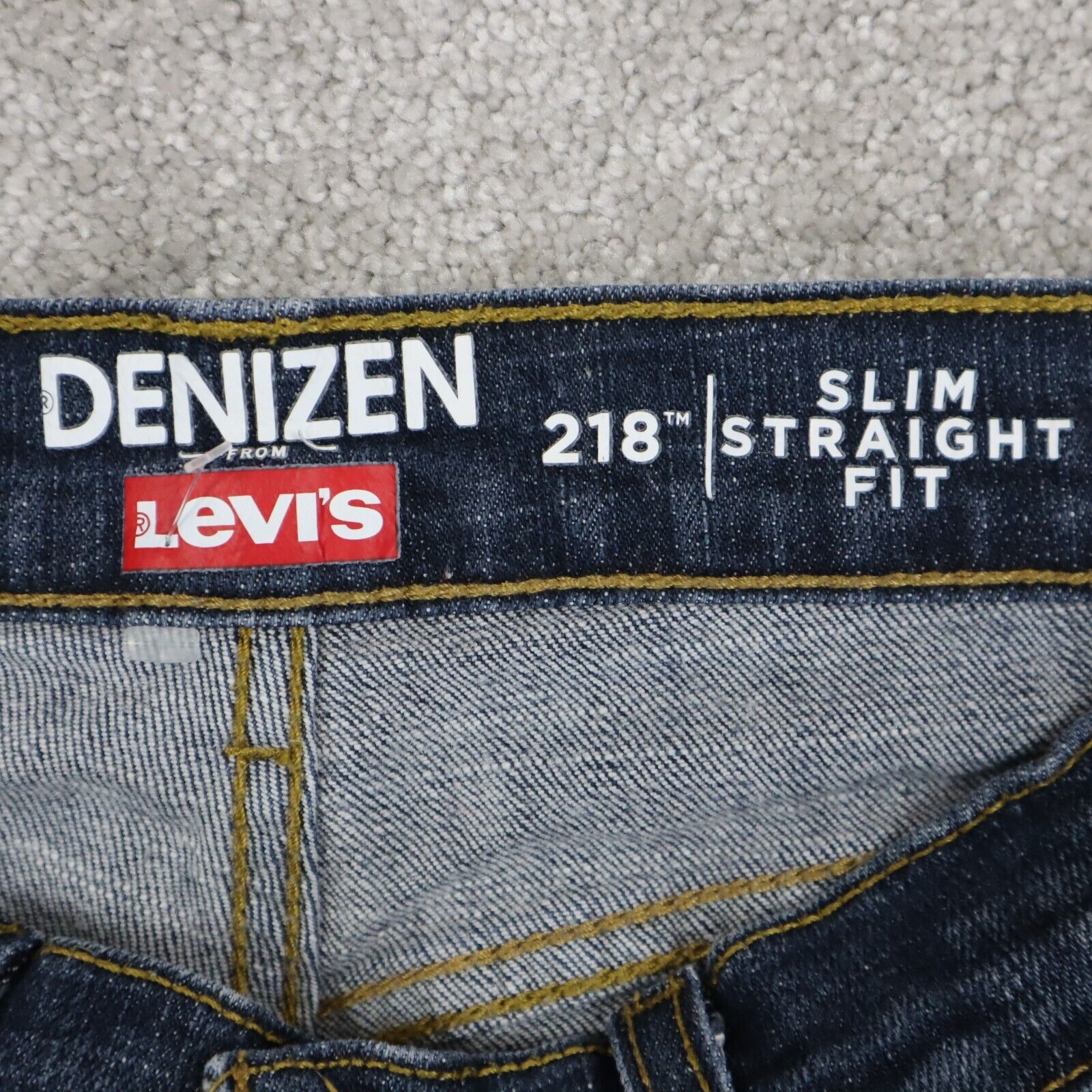 Levis 218 online