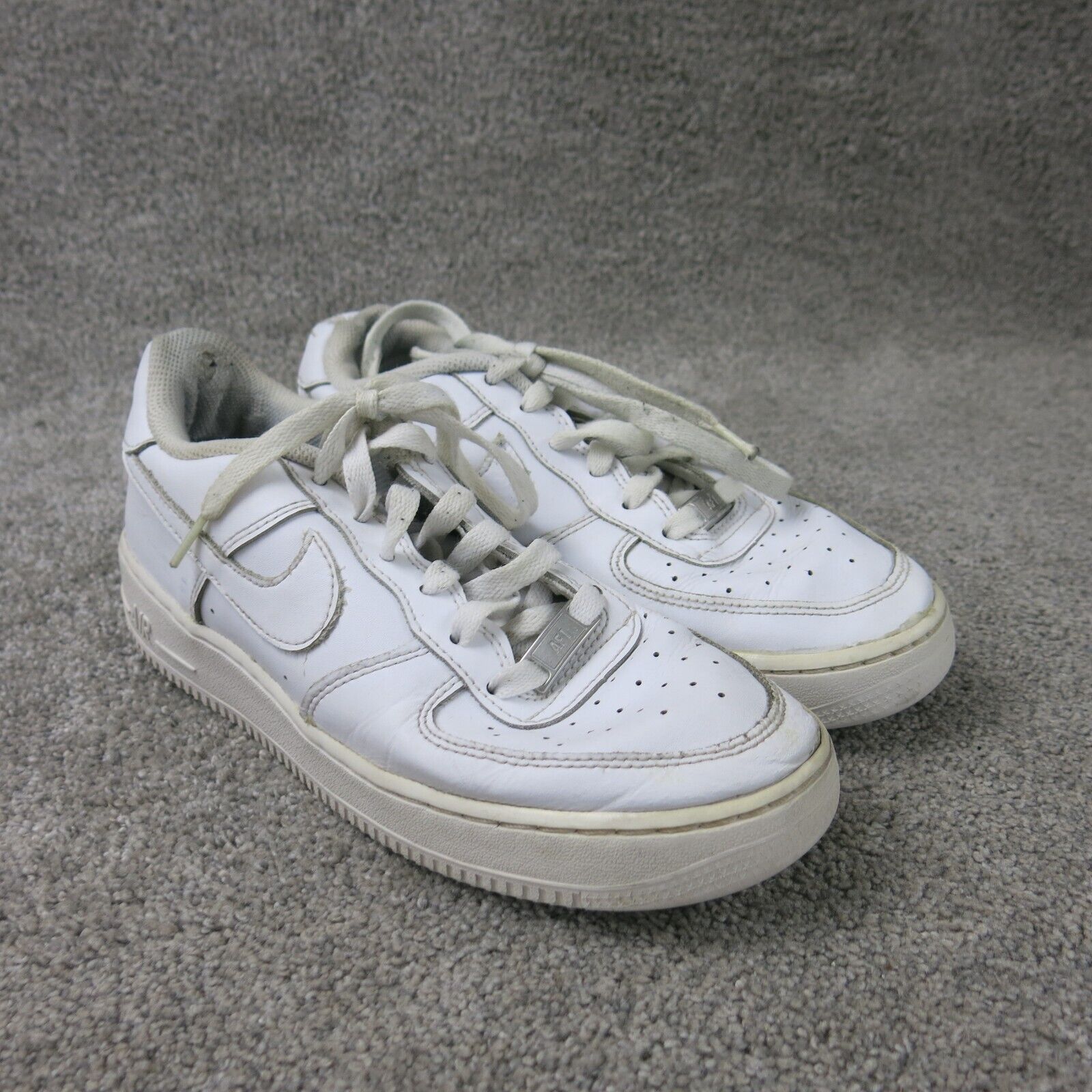 White air outlet forces youth