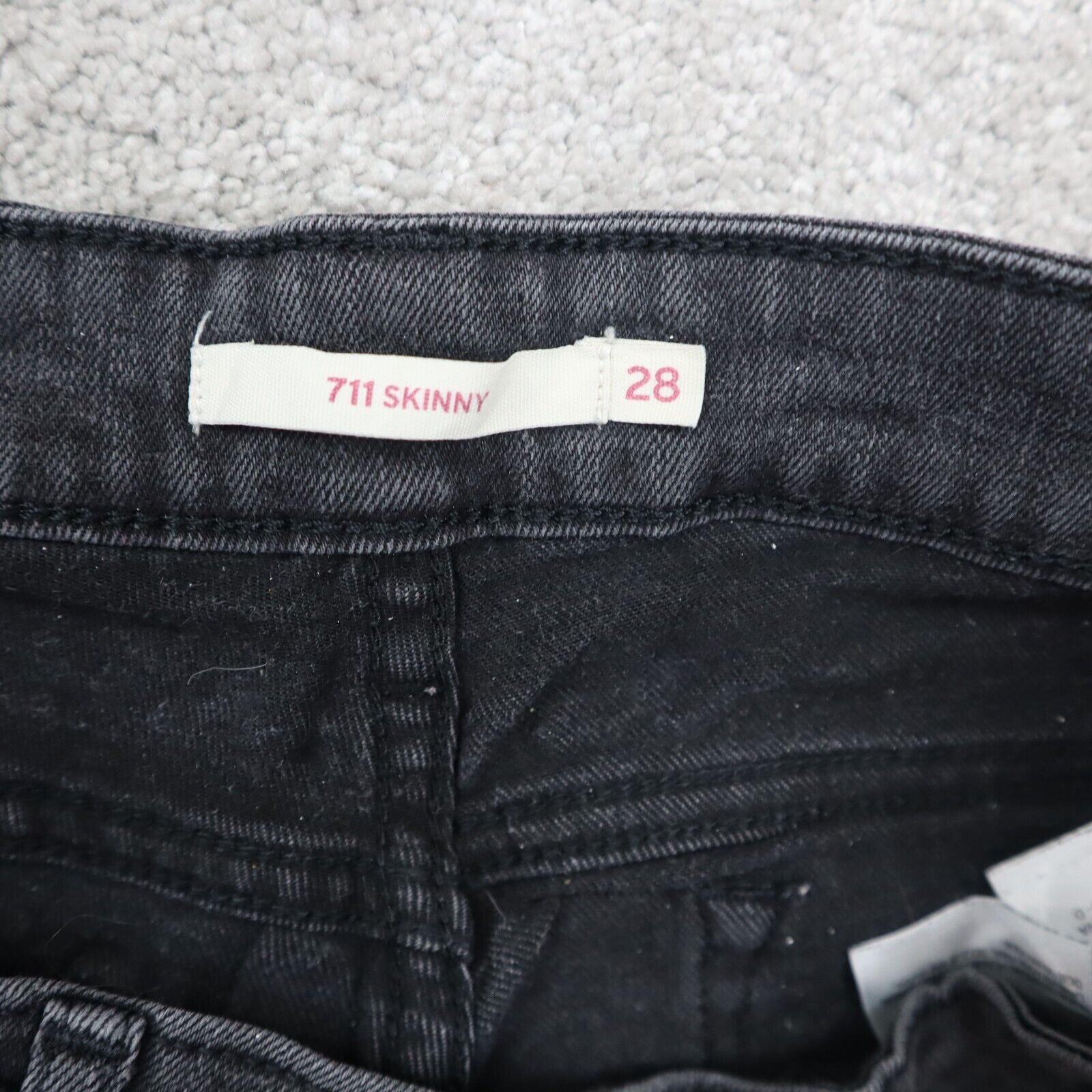 Levis 711 Womens Skinny Jeans Black Size 28 Mid Rise Stretch 5 Pockets –  Goodfair