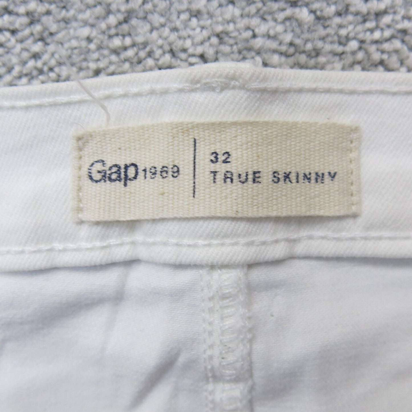 GAP Womens True Skinny Leg Jeans Mid Rise Five Pockets White Size 32