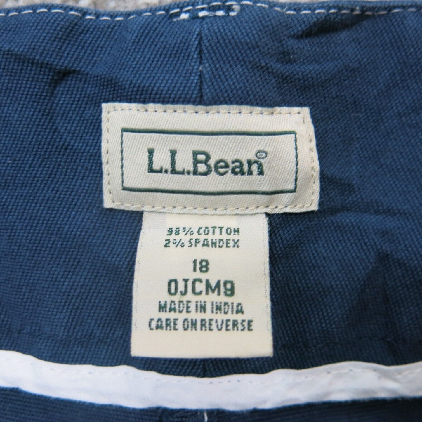 L.L. Bean Womens Roll Tab Shorts Stretch High Rise Flat Front Cotton Blue SZ 18