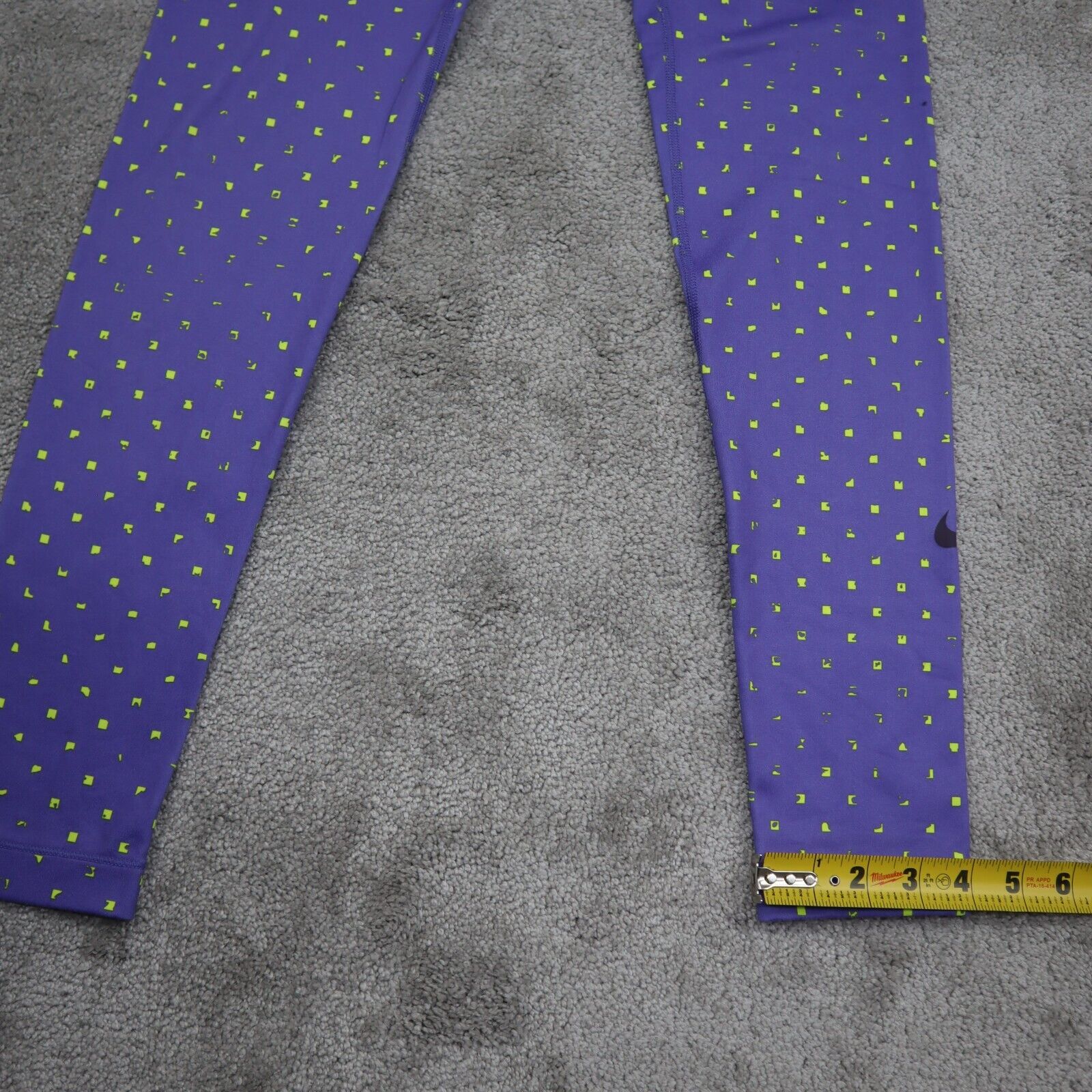 Nike pro sales polka dot leggings