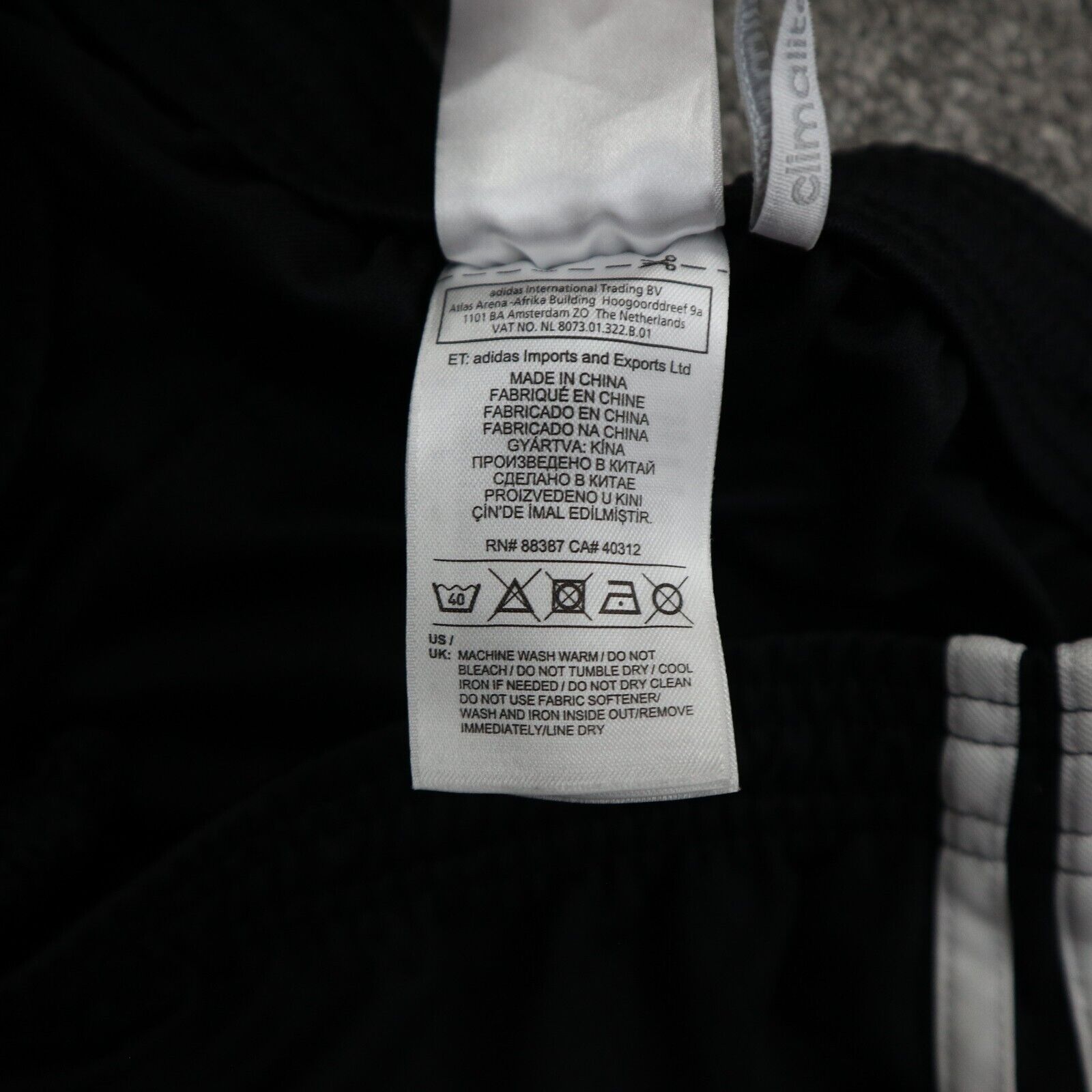 Adidas ca 40312 fashion pants