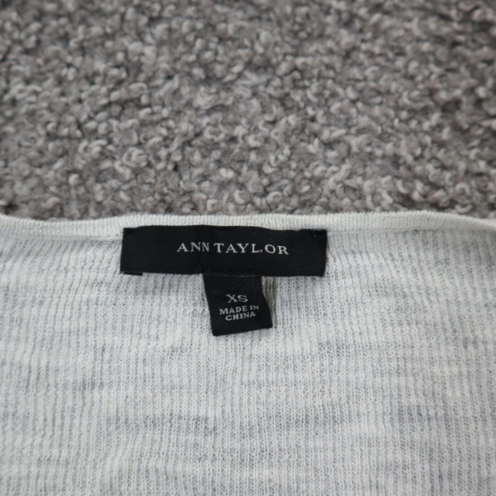 Ann Taylor Womens Pullover Sweater Knitted V Neck Long Sleeve Gray Whi Goodfair