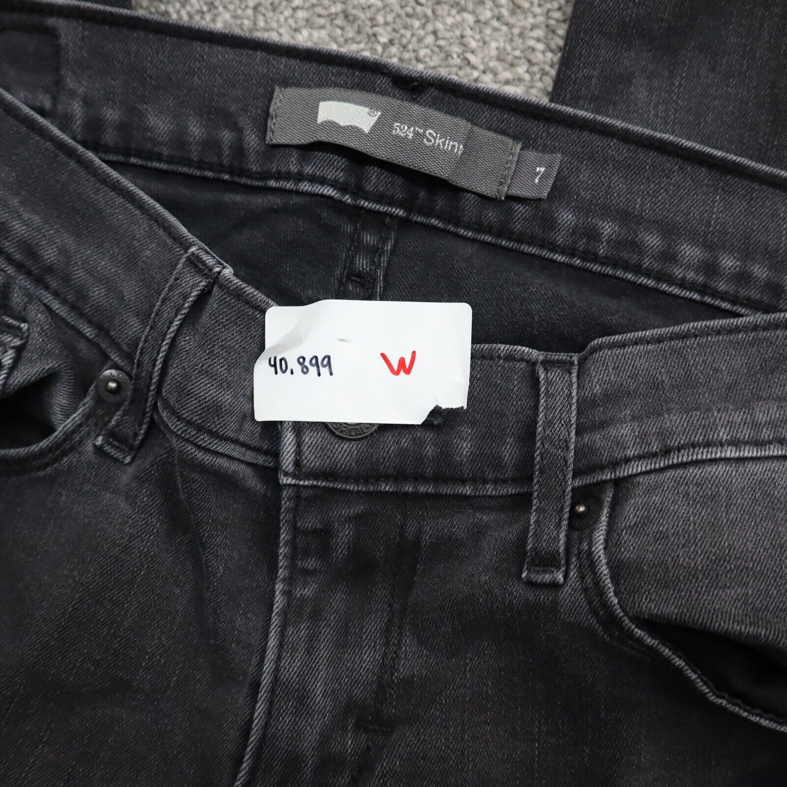 Levi's 524 skinny size 7 hotsell