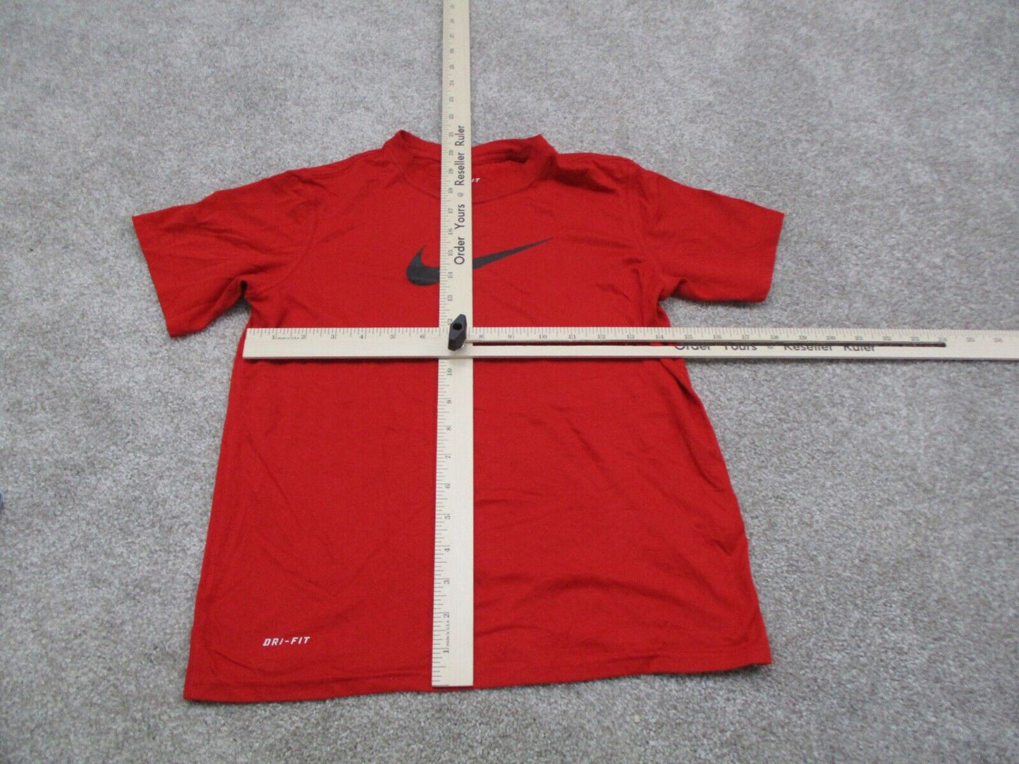 Nike Dri Fit Sports T-Shirt Youth Boys Small S Red Short Sleeves Logo T-Shirt