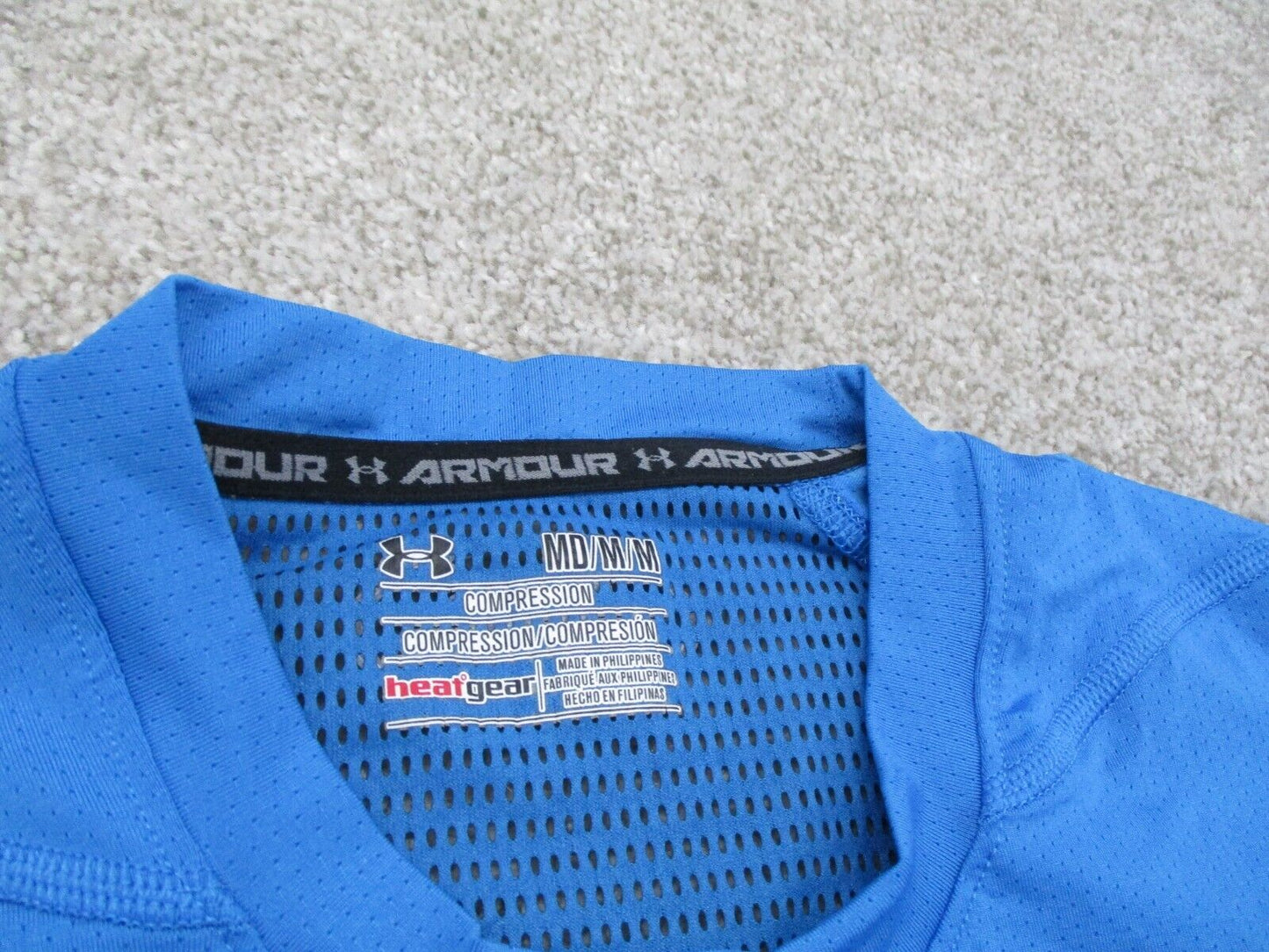Under Armour Athletics T-Shirt Women s Medium M Blue Short Sleeves Heatgear Logo