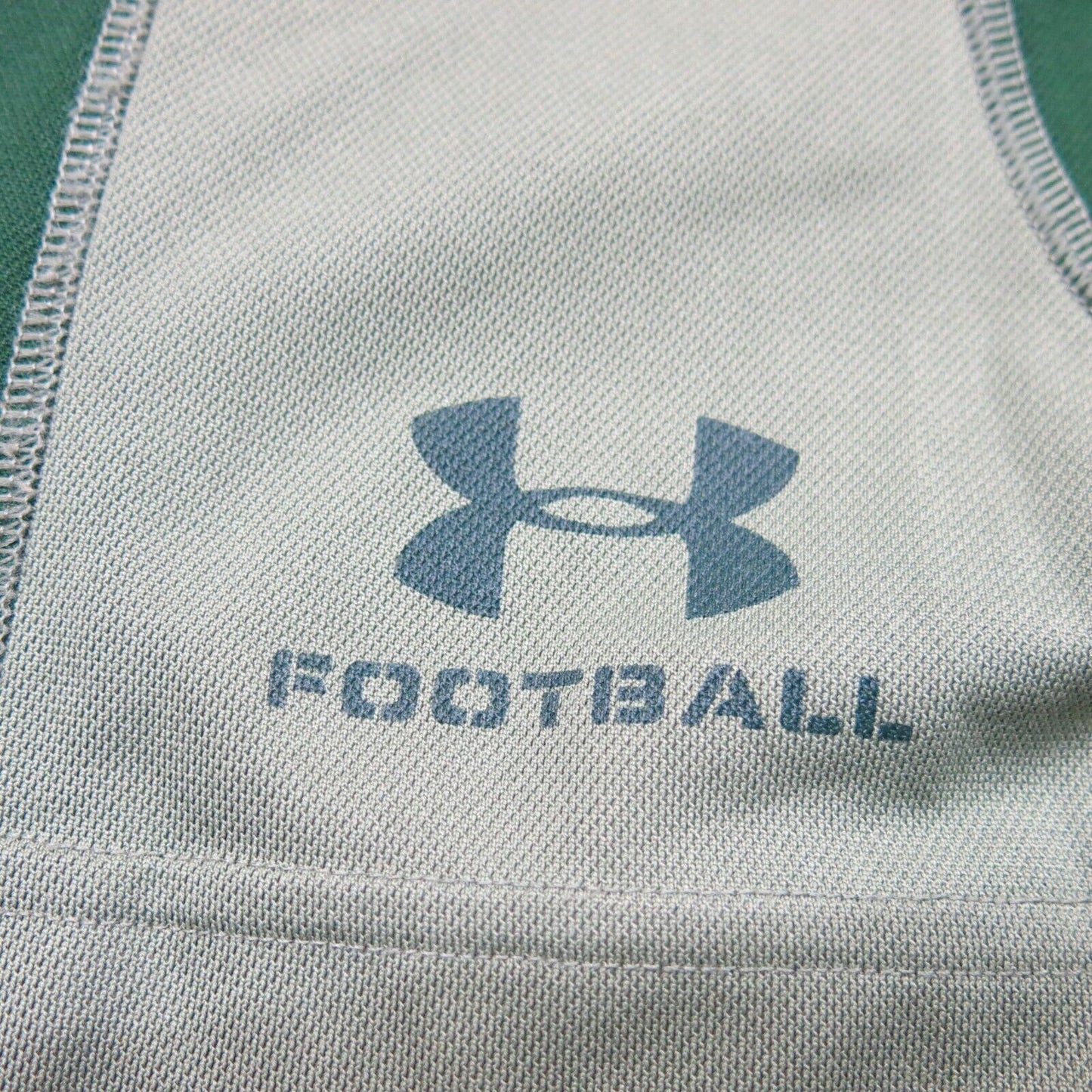 Under Armour Shorts Youth Size XL Green Solid Drawstring Waist Athletic Football