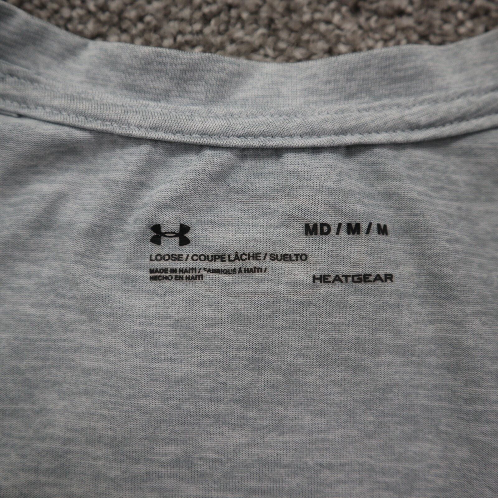 Under armour loose outlet heatgear v neck