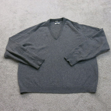 BROOKS BROTHERS Charcoal Gray Wool on sale V Neck Sweater Size Medium Mens