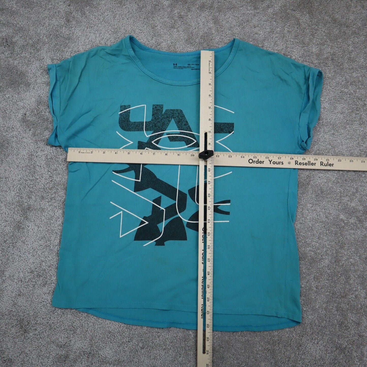 Under Armour Graphic T-Shirt Girls X-Small Turquoise Short Sleeve Heatgear Shirt