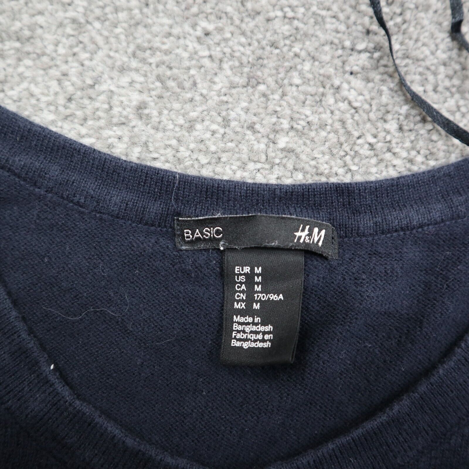 Size Tags  H&m, The black label, Women wear