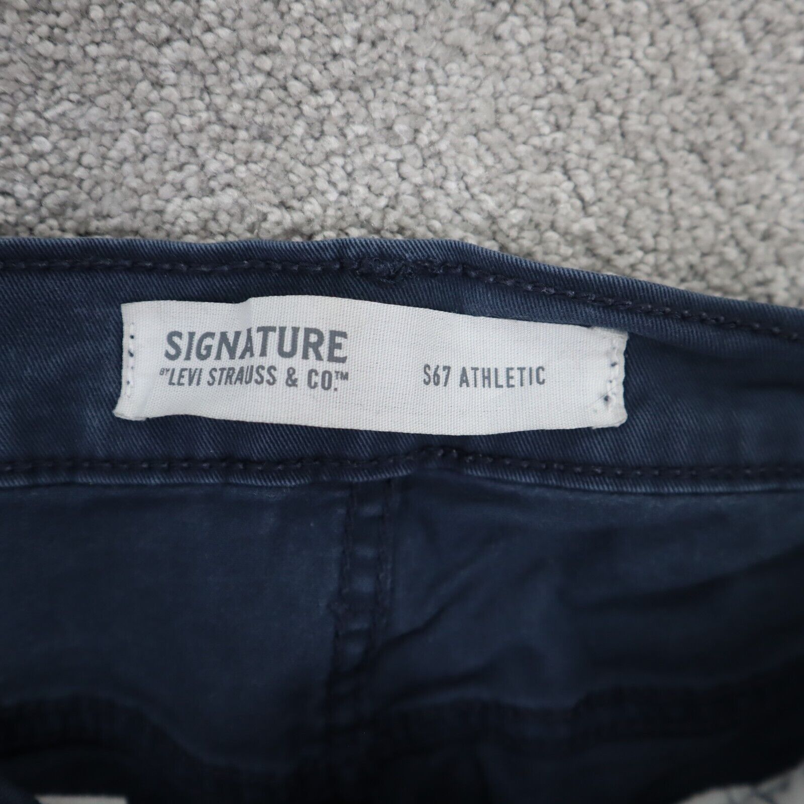 Signature levi strauss clearance athletic