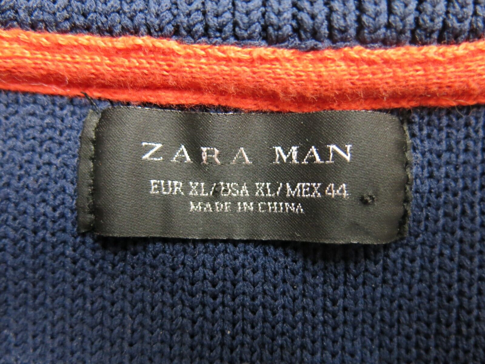 Zara men's basic discount sweatshirt