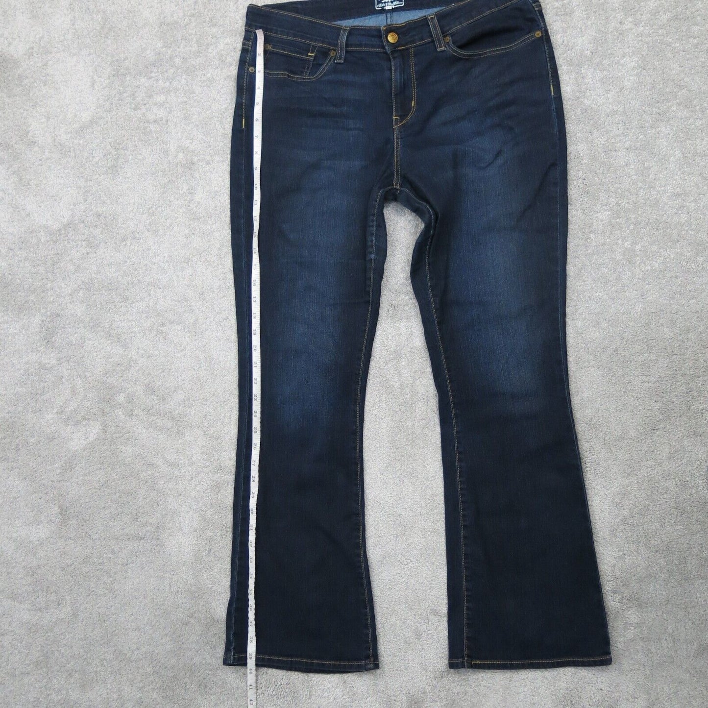 Signature By Levis Women Modern Bootcut Jeans 5 Pockets Mid Rise Blue SZ W33XL32