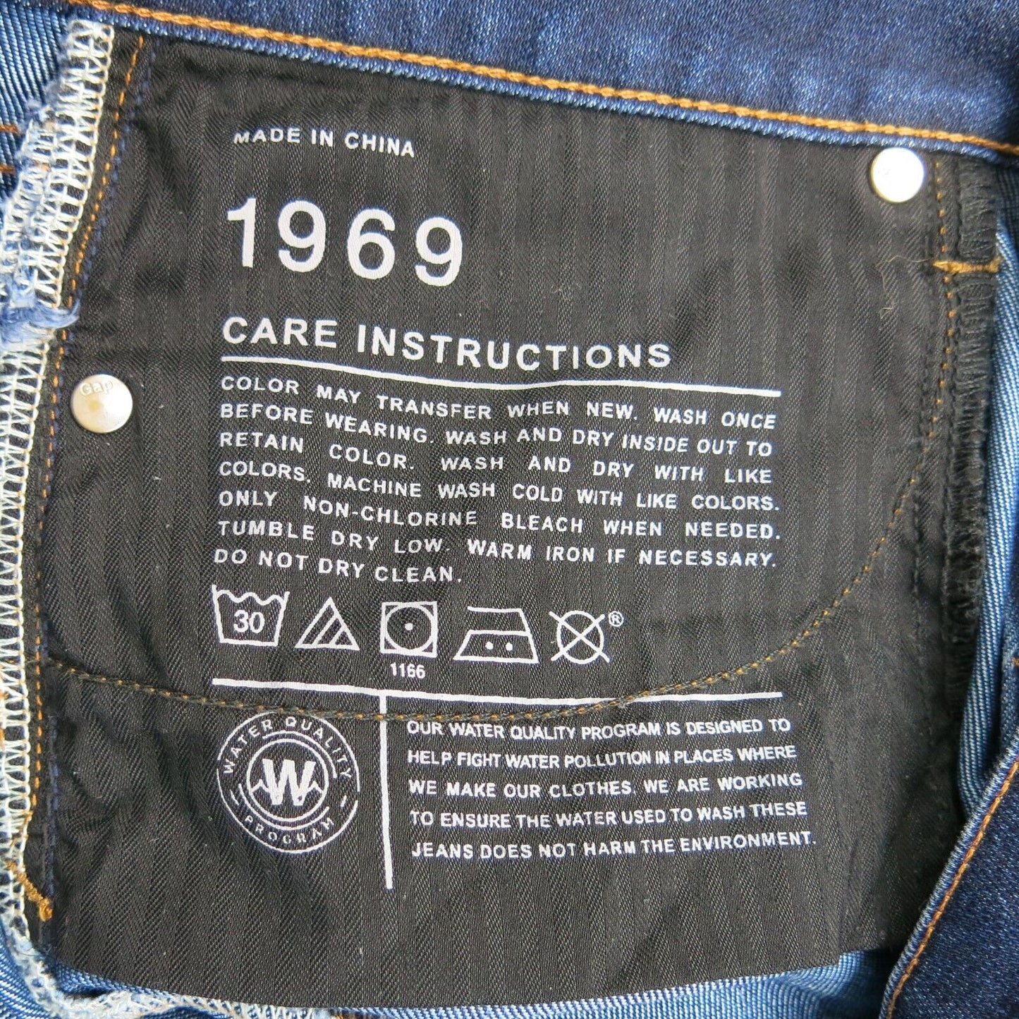 GAP 1969 Womens Summer Cut Off Denim Shorts Mid Rise Stretch Blue Size 28