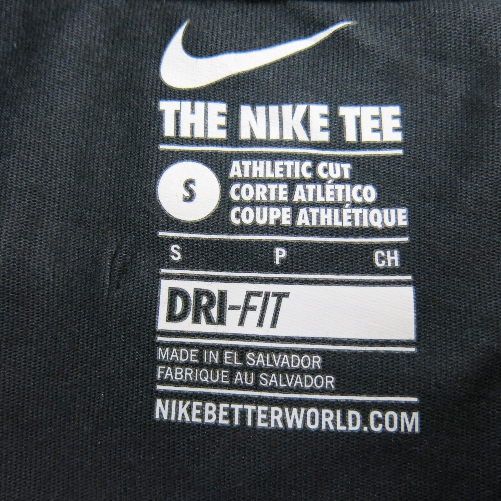 Athletic cut shop nike tee