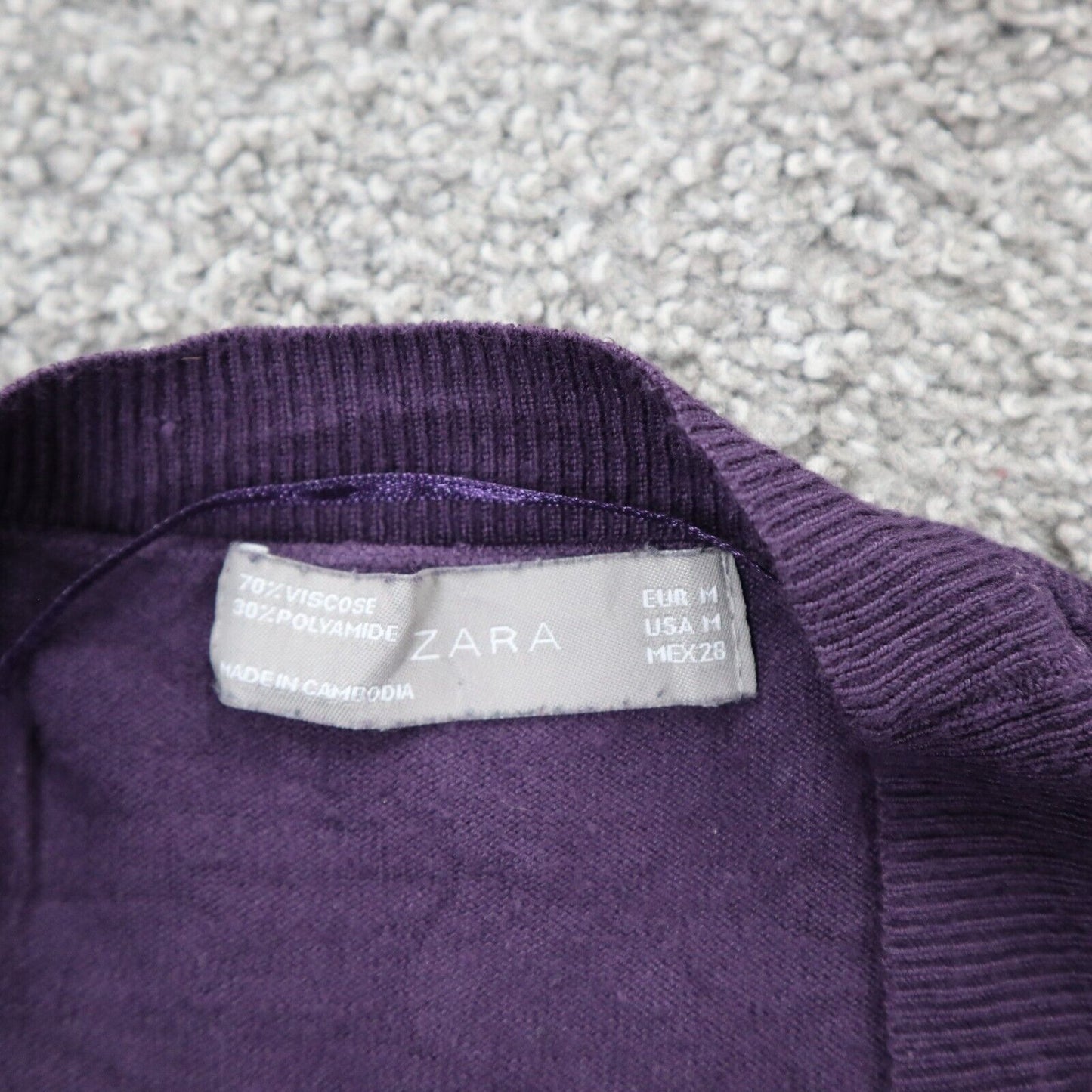 Zara Womens Cardigan Sweater V Neck Long Sleeves Solid Purple Size Medium