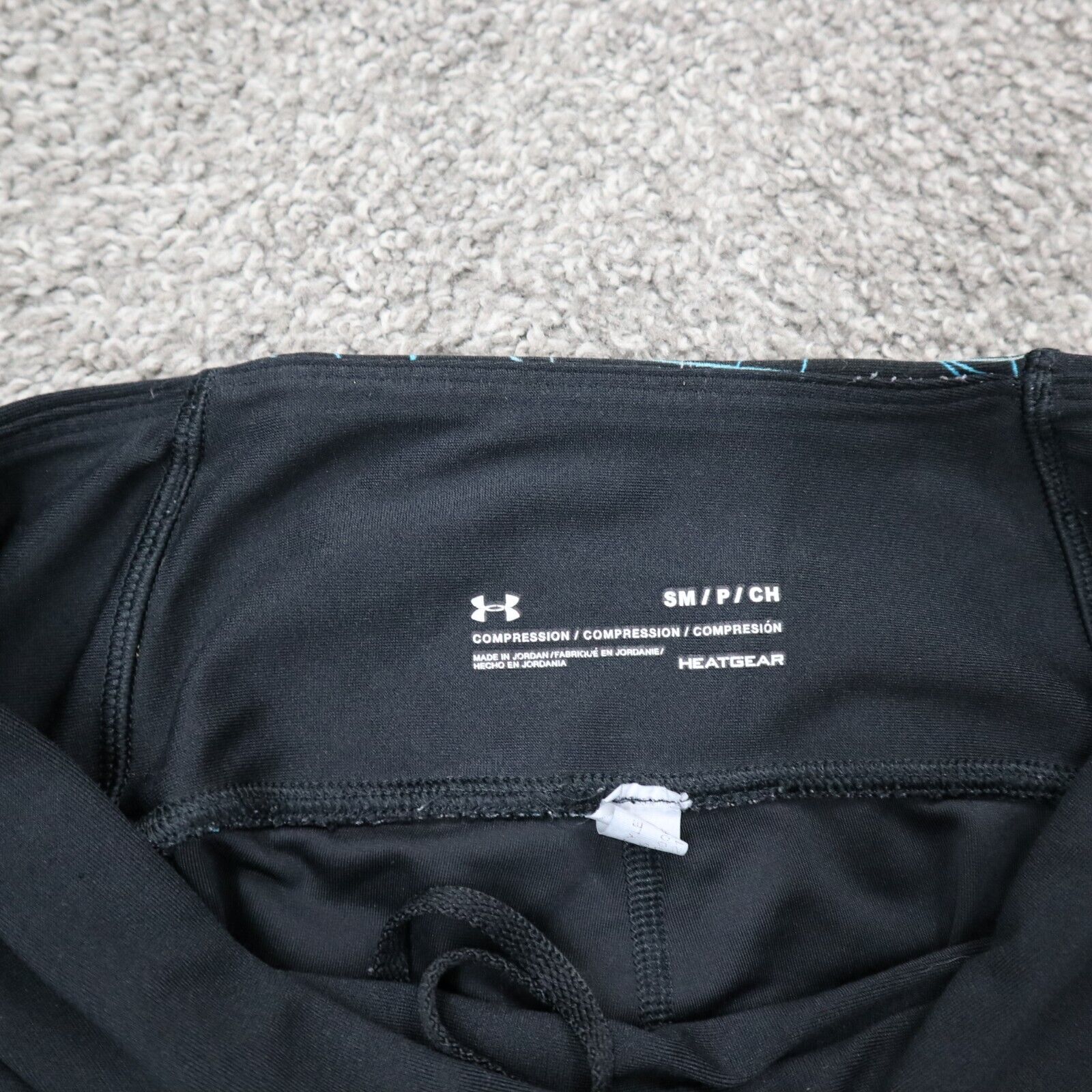 Under armour fitted coupe hotsell ajustee pants