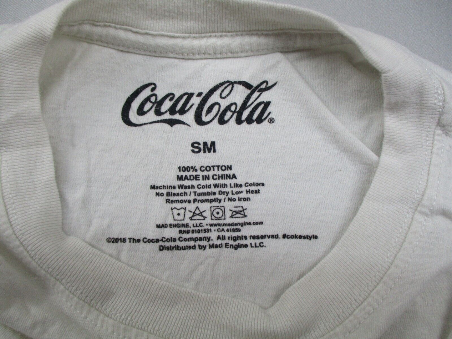 Coca Cola Mens Graphic T Shirt Short Sleeves 100% Cotton Crew Neck Ivory Size S