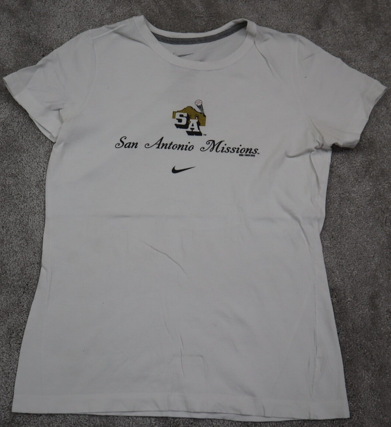 Nike Sports Basketball T-Shirt Youth Boys Large White San Antonio Missions Shirt