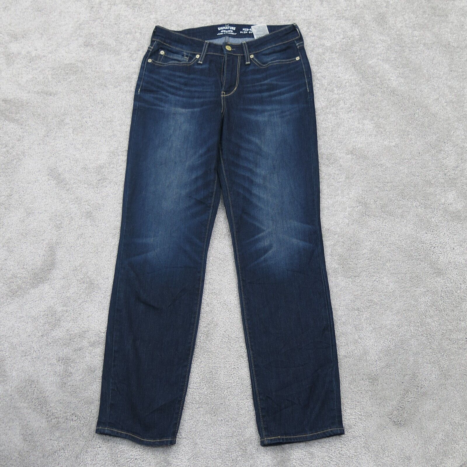 Levi signature mid rise slim cuffed hotsell