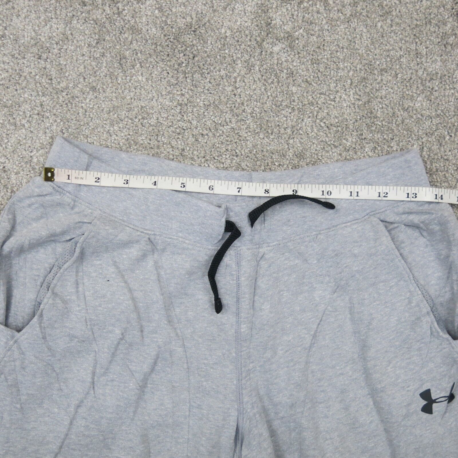 Under armour shop sweatpants loose